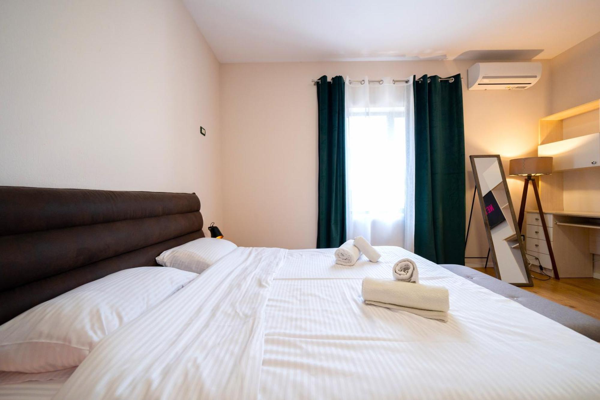 Colorful Comfy Apartment *
